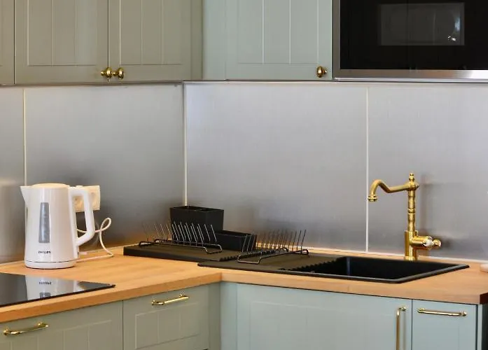 Spacious And Comfy With 3 Bedrooms Apartment Vienna