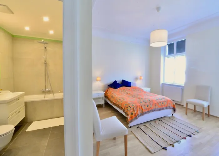 Apartment Spacious And Comfy With 3 Bedrooms