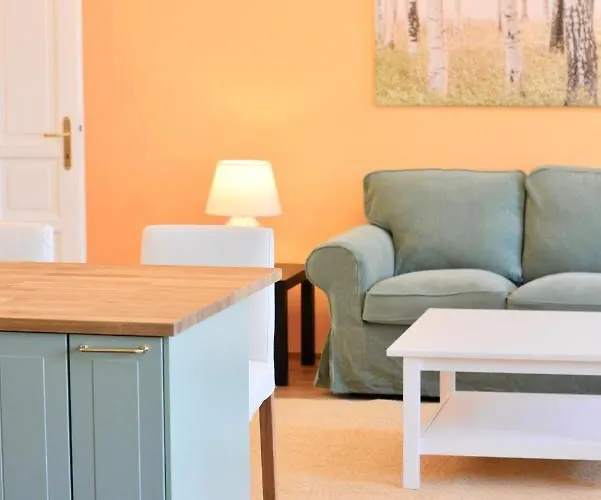Spacious And Comfy With 3 Bedrooms Vienna