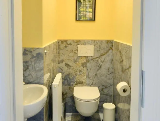 Spacious And Comfy With 3 Bedrooms *
