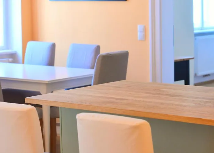 Spacious And Comfy With 3 Bedrooms Apartment